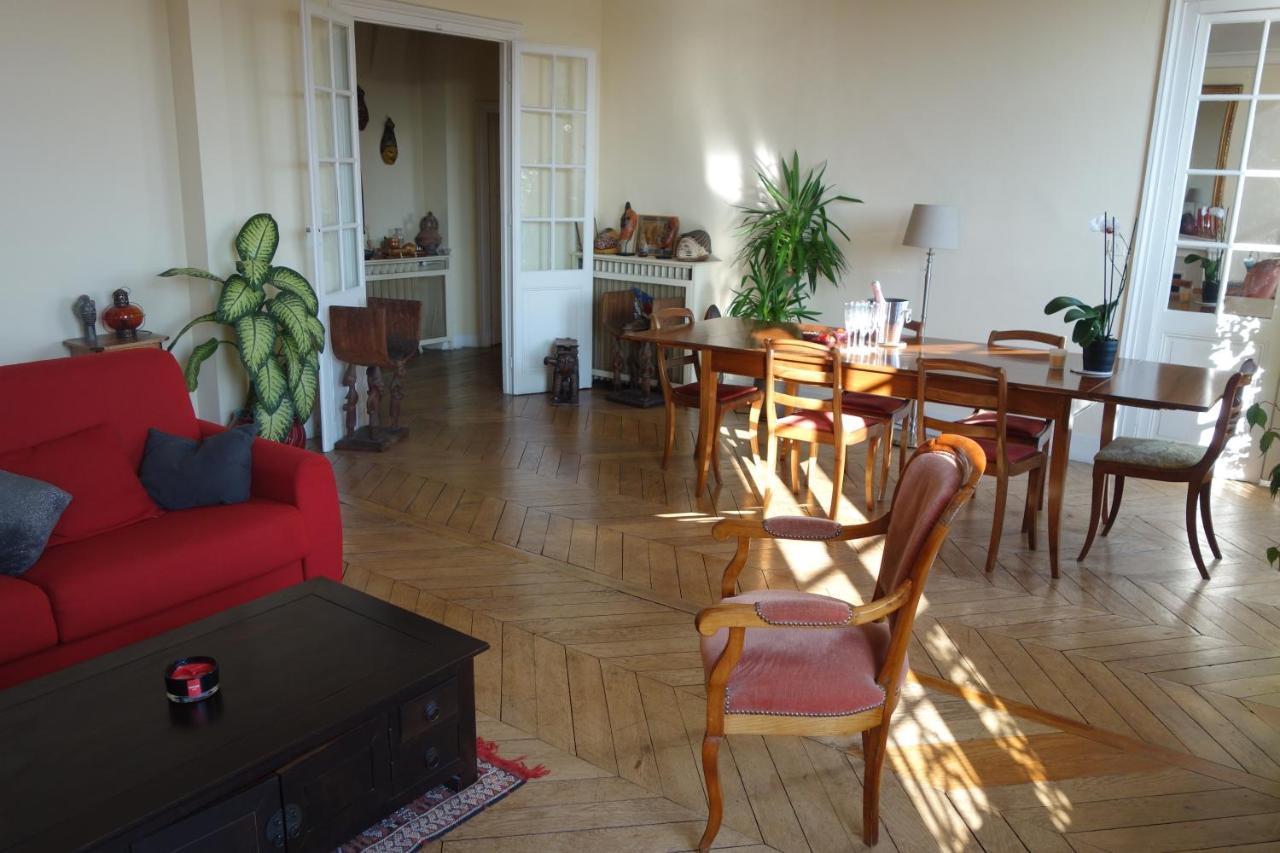 Paris-Sur-Seine-Chez-Caroline Apartment Bagian luar foto