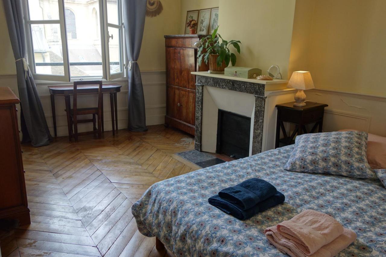 Paris-Sur-Seine-Chez-Caroline Apartment Bagian luar foto