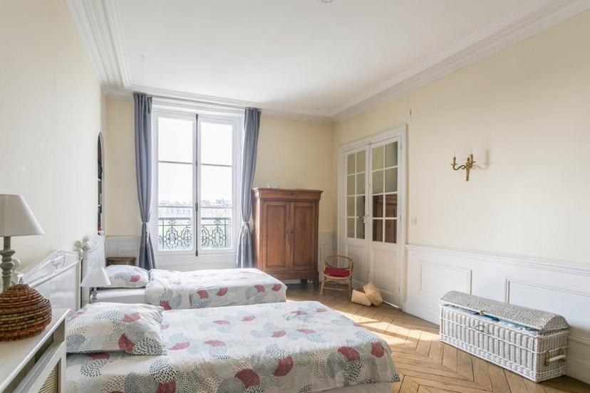 Paris-Sur-Seine-Chez-Caroline Apartment Bagian luar foto